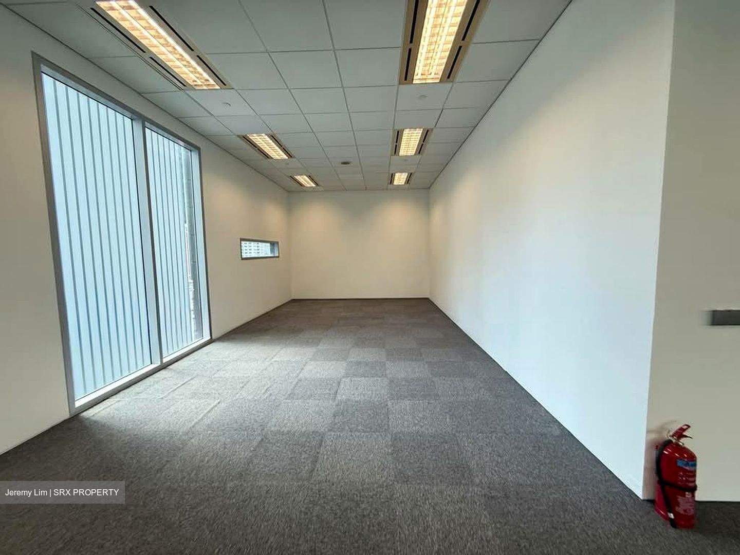 Newton 200 (D11), Office #556182461